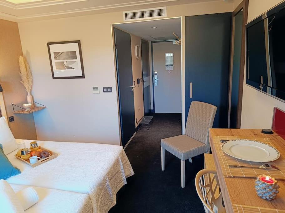 Green Studio Climatise, Vue Sur Golf Proche Montpellier Bagian luar foto
